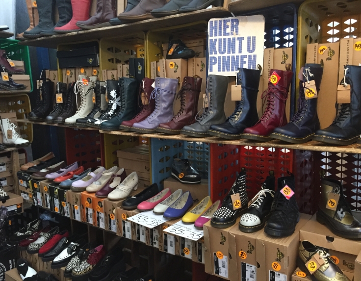 absorptie Pas op Eenzaamheid Jesshoes & Boots - Waterloopleinmarkt Amsterdam